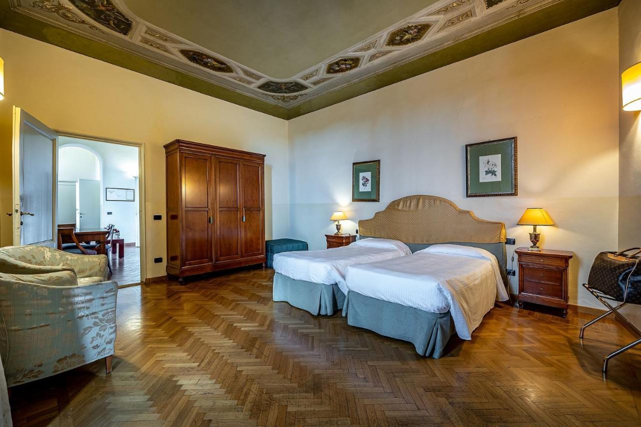 Palazzo Gamba Apartments Al Duomo Firenze Bagian luar foto
