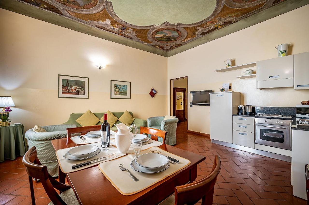 Palazzo Gamba Apartments Al Duomo Firenze Bagian luar foto