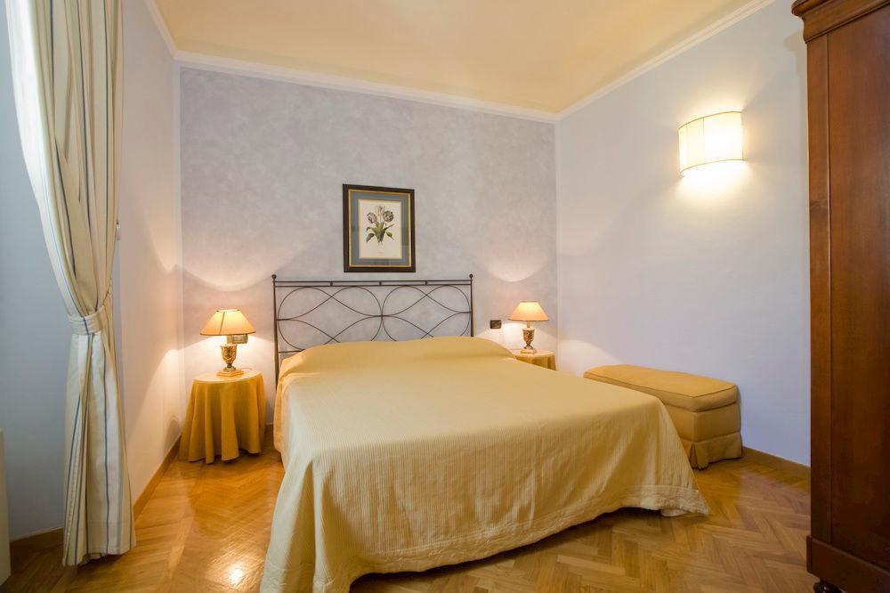 Palazzo Gamba Apartments Al Duomo Firenze Bagian luar foto