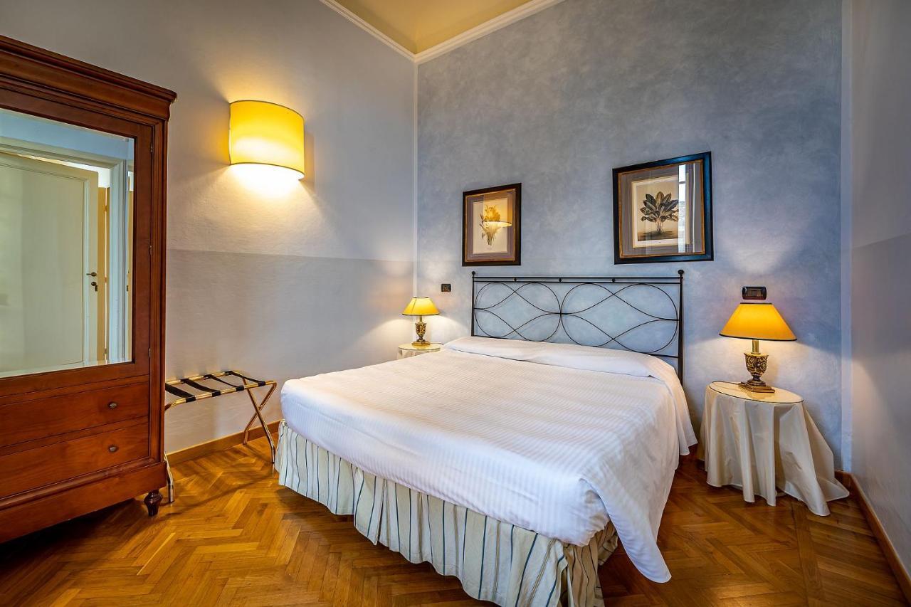 Palazzo Gamba Apartments Al Duomo Firenze Bagian luar foto
