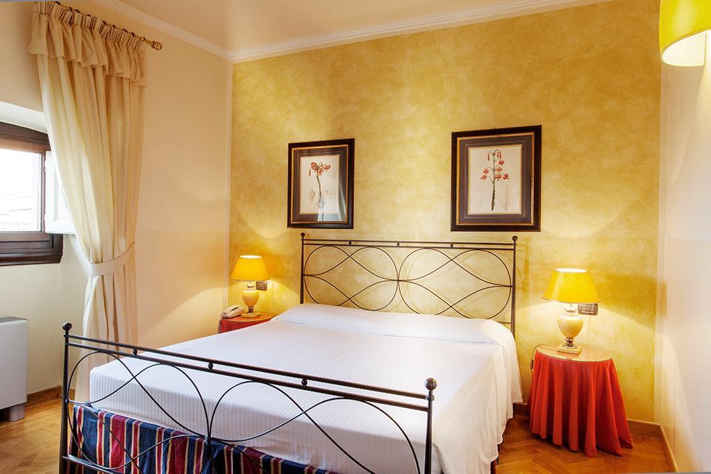 Palazzo Gamba Apartments Al Duomo Firenze Bagian luar foto