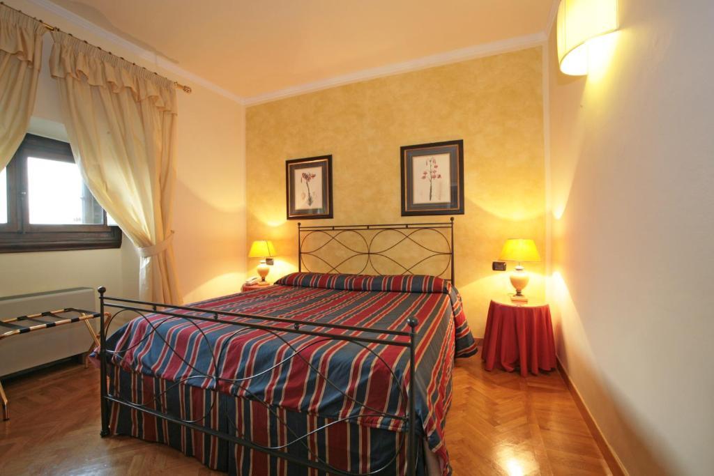 Palazzo Gamba Apartments Al Duomo Firenze Ruang foto